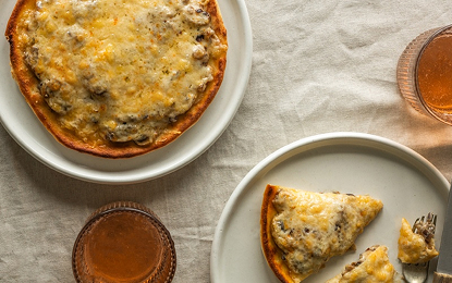 Flatbread mushroom pizza with smoked gouda